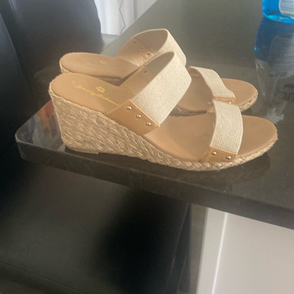 Tommy Bahama Wedge